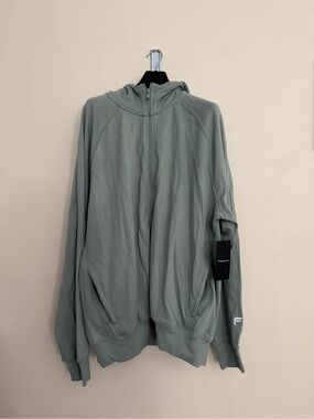 Fabletics Men's Zip-Up Hoodie in Sage Green